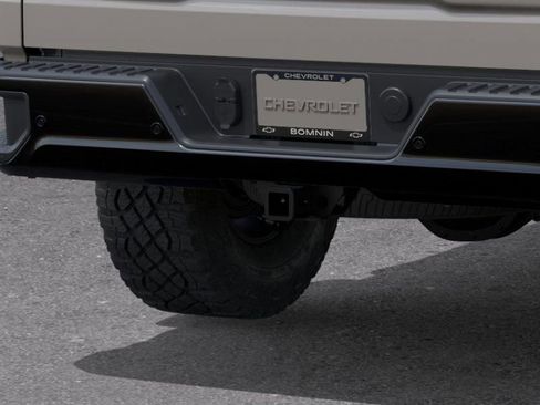 Used 2026 Chevrolet Silverado 1500 ZR2 AWD/4WD image 14