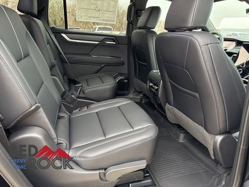 New 2026 GMC Acadia Elevation w/ Black Edition image 13