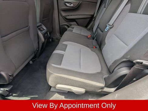 Used 2025 Chevrolet Blazer LT FWD image 29