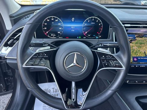 Used 2025 Mercedes-Benz E 350 4MATIC Sedan image 28