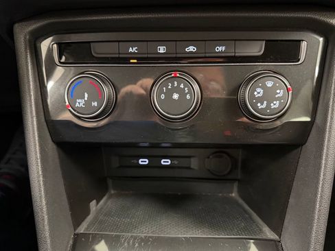Used 2021 Volkswagen Tiguan S FWD image 29