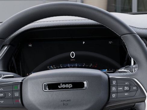 New 2025 Jeep Grand Cherokee L Limited w/ Luxury Tech Group II image 17