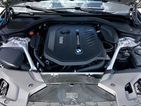 Used 2019 BMW 540i w/ M Sport Package RWD image 31