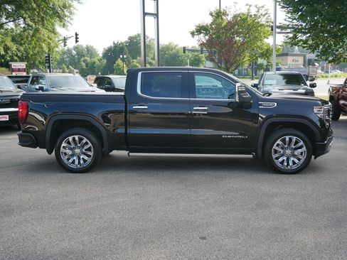 Used 2024 GMC Sierra 1500 Denali w/ Denali Reserve Package image 10