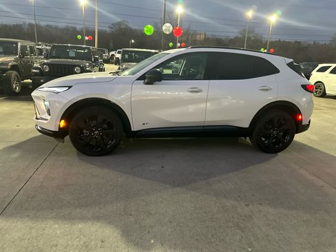 New 2025 Buick Envision Sport Touring image 7