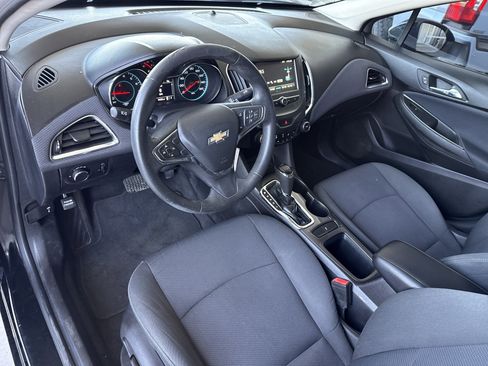 Used 2018 Chevrolet Cruze LT w/ LT Fleet Convenience Package image 19