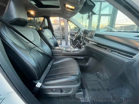 Used 2022 INFINITI QX60 Luxe image 19