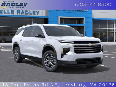 New 2026 Chevrolet Traverse LT image 9