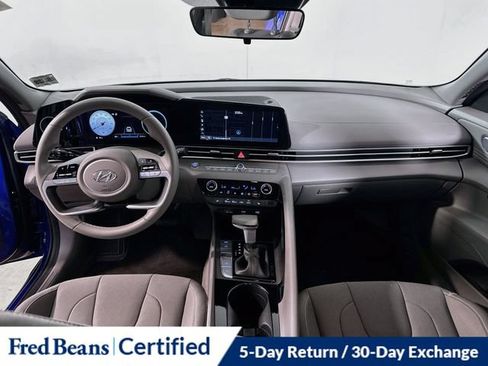 Certified 2023 Hyundai Elantra SEL w/ Convenience Package FWD image 22
