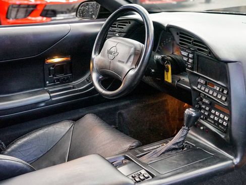 Used 1994 Chevrolet Corvette Coupe image 22