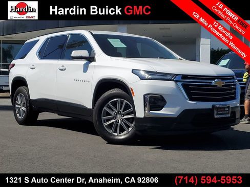 Used 2023 Chevrolet Traverse LT image 1