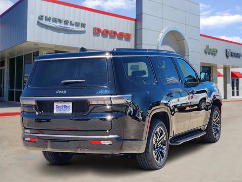 New 2026 Jeep Grand Wagoneer 2WD image 5