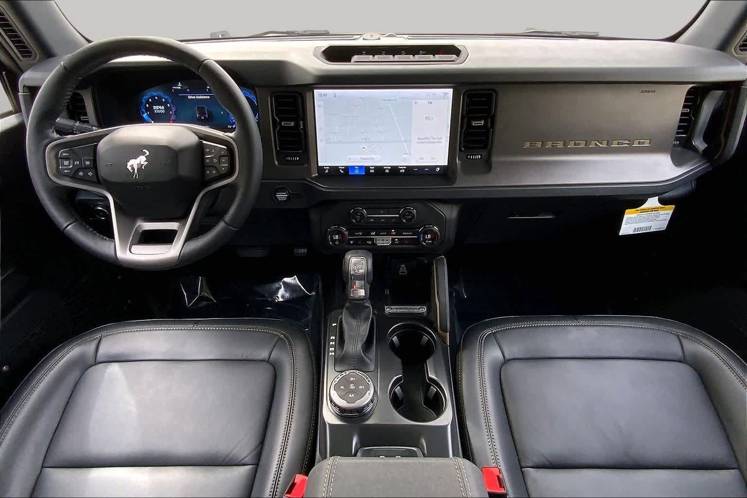 Used 2026 Ford Bronco Badlands AWD/4WD image 16
