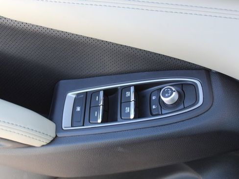 Used 2019 Subaru Ascent Limited w/ Popular Package #2 image 38