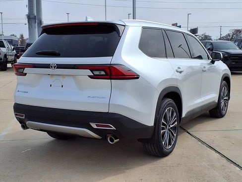 Certified 2026 Toyota Grand Highlander AWD Hybrid image 6