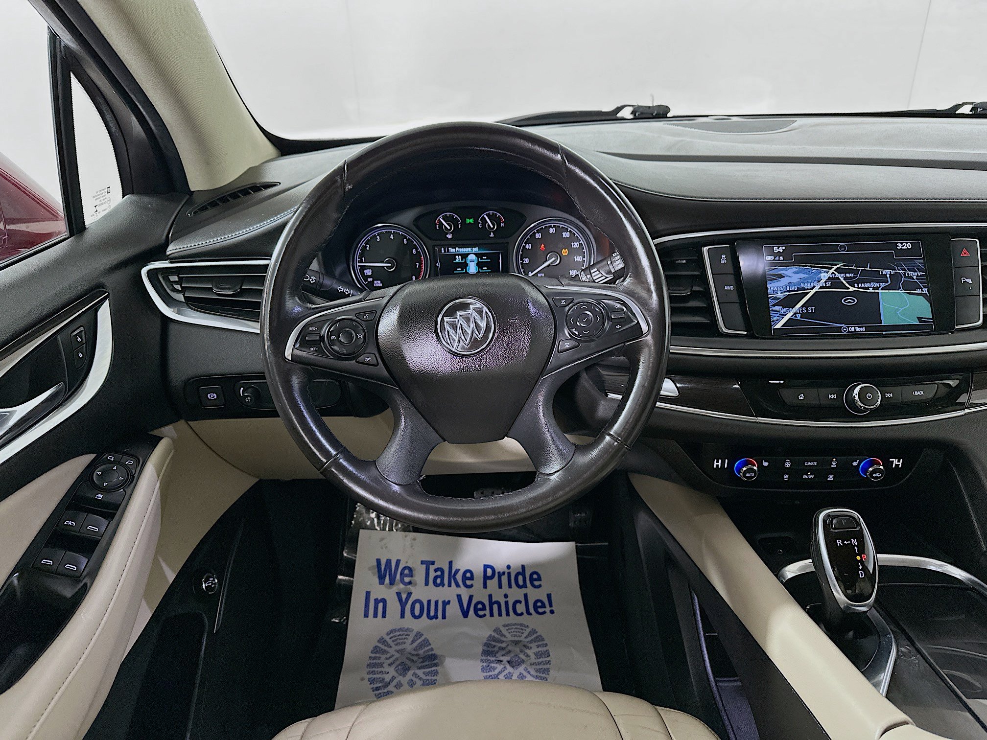 Used 2018 Buick Enclave Essence AWD/4WD image 21
