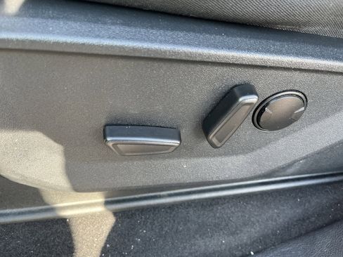 Used 2023 Ford F150 XLT w/ Equipment Group 302A High image 12