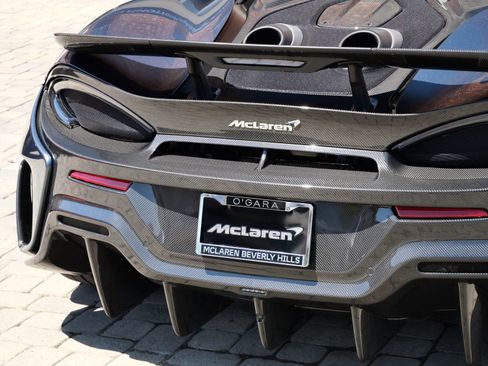 Used 2019 McLaren 600LT RWD image 5