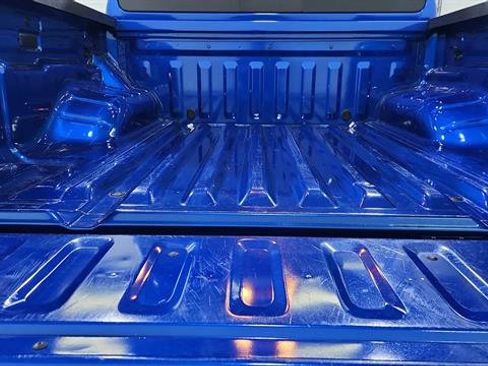 Certified 2025 Nissan Frontier PRO-4X image 33