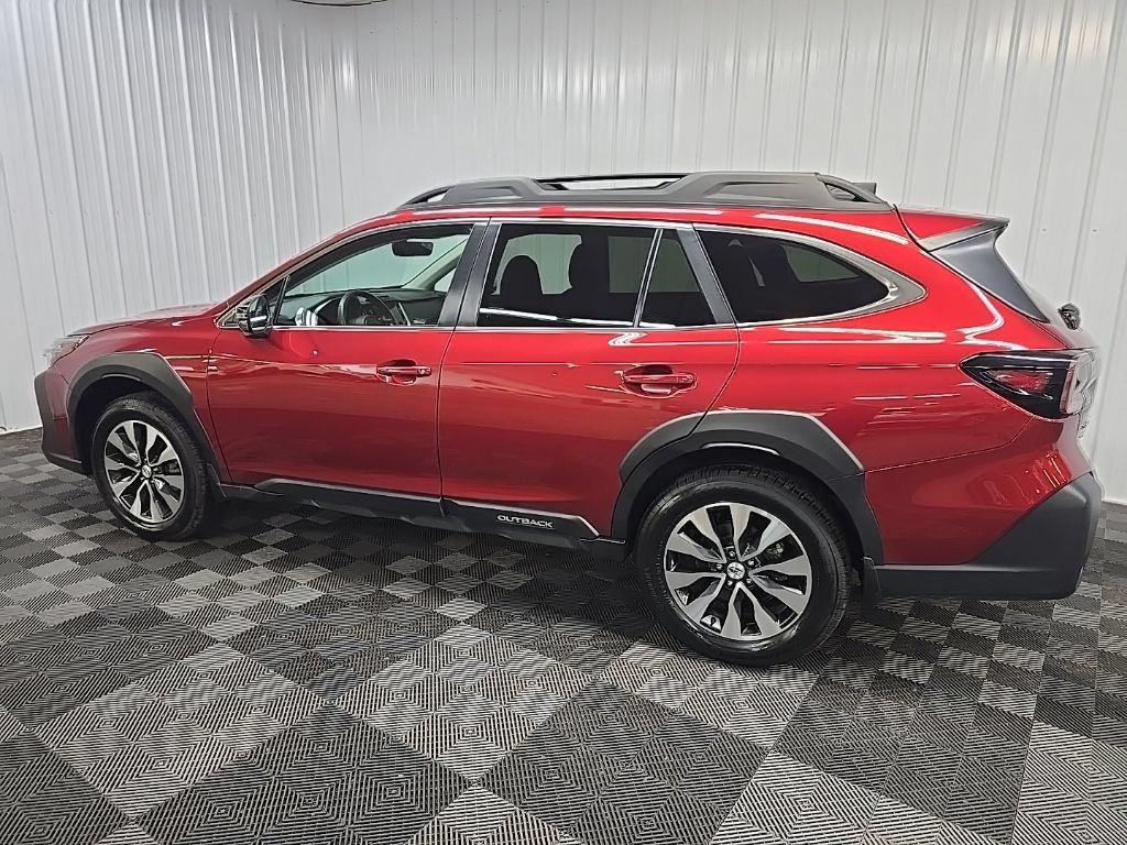Used 2024 Subaru Outback Limited AWD/4WD image 4