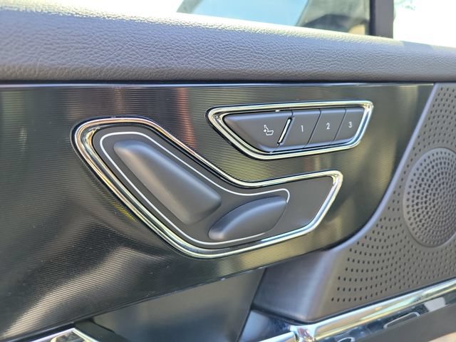 Used 2025 Lincoln Corsair FWD image 20