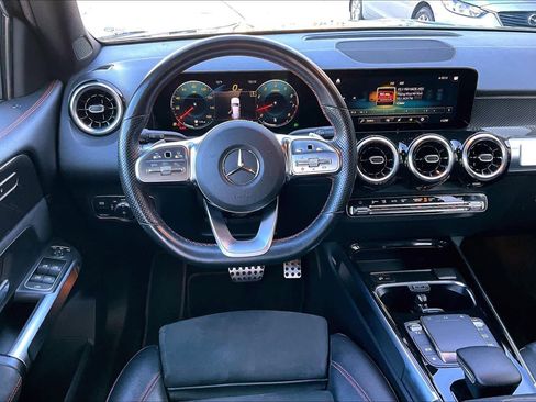 Used 2022 Mercedes-Benz GLB 250 image 5