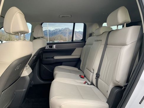 Used 2025 Hyundai Santa Fe SEL image 28