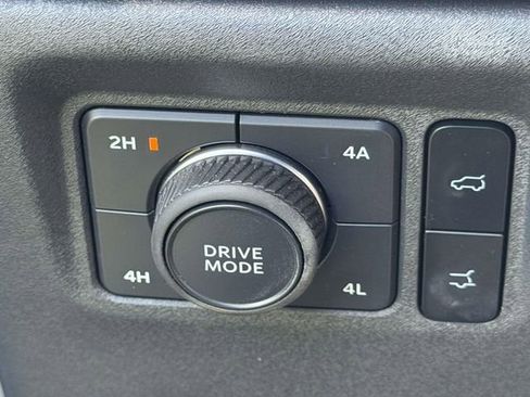 Certified 2025 Ford Expedition Platinum AWD/4WD image 29