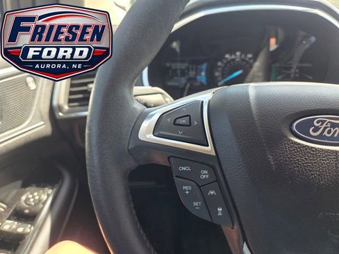 Used 2020 Ford Edge Titanium w/ Equipment Group 301A AWD/4WD image 15