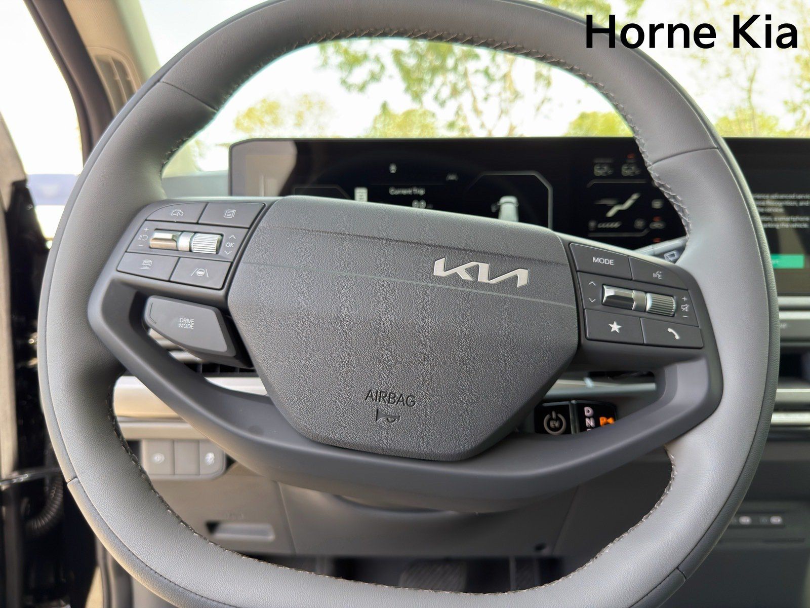 New 2027 Kia EV3 Wind FWD image 12