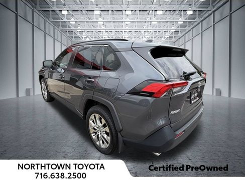 Used 2021 Toyota RAV4 XLE Premium AWD/4WD image 3