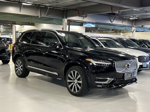 Certified 2023 Volvo XC90 B6 Plus w/ Protection Package Premier AWD/4WD image 1