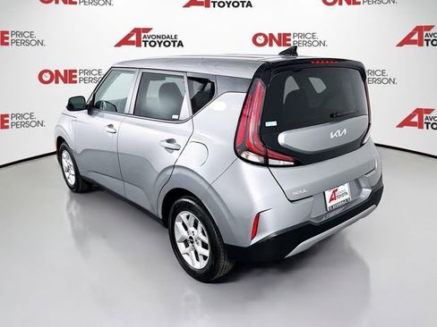 Used 2025 Kia Soul LX w/ LX Technology Package FWD image 5