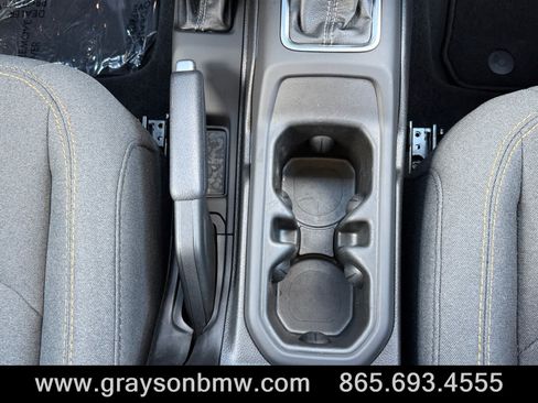 Used 2025 Jeep Wrangler Sport AWD/4WD image 17