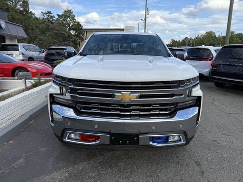 Used 2019 Chevrolet Silverado 1500 LTZ w/ LTZ Premium Package image 2