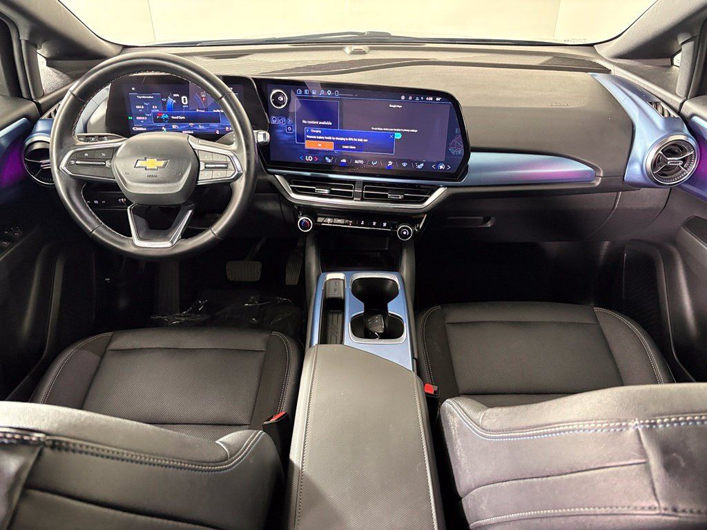 Used 2024 Chevrolet Equinox EV LT w/ LPO, Active Package FWD image 35