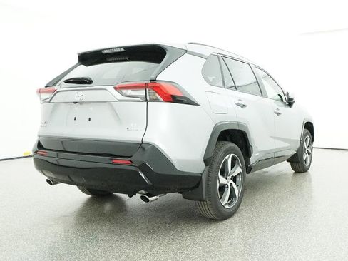 New 2025 Toyota RAV4 SE image 20