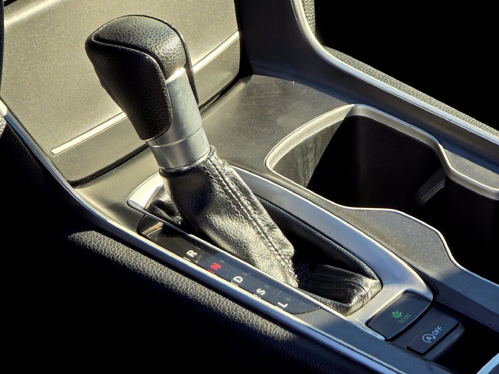 Used 2021 Honda Accord LX image 24