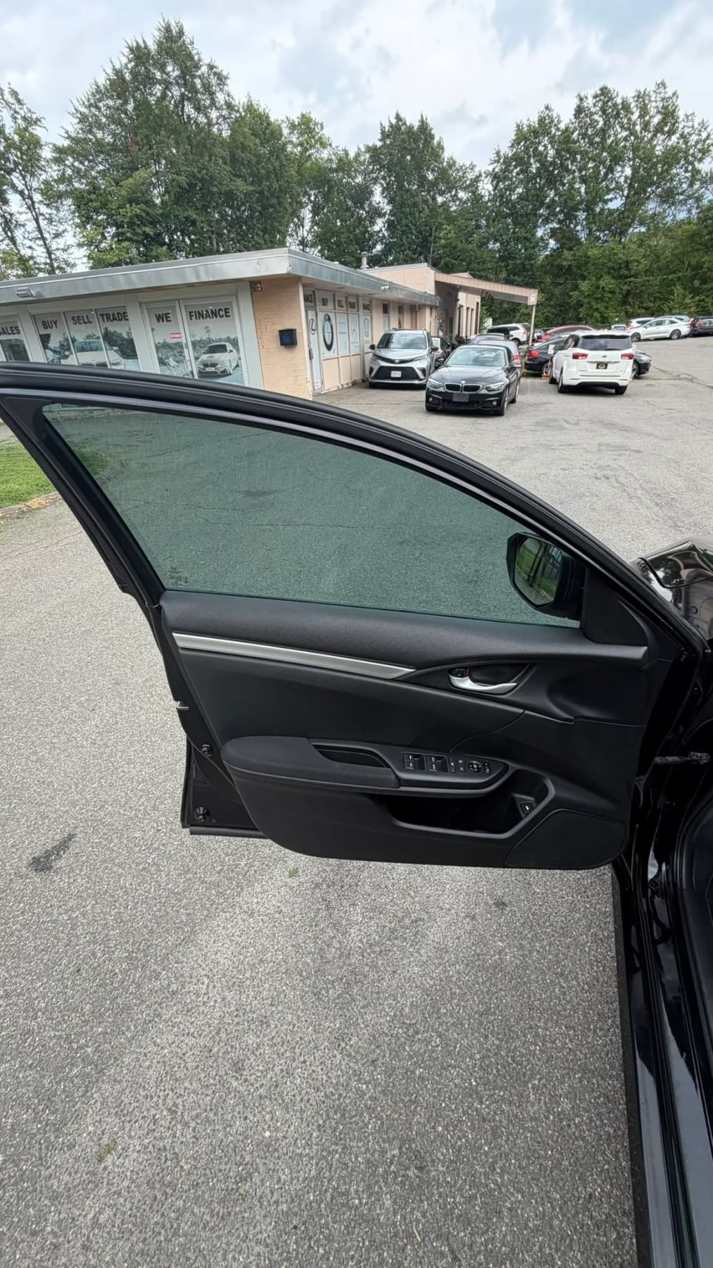Used 2018 Honda Civic LX image 9