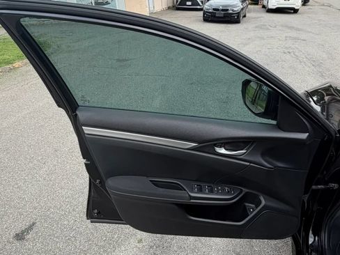 Used 2018 Honda Civic LX image 9
