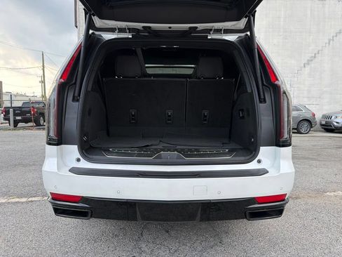 Used 2023 Cadillac Escalade Sport Platinum w/ LPO, ONYX Package AWD/4WD image 10