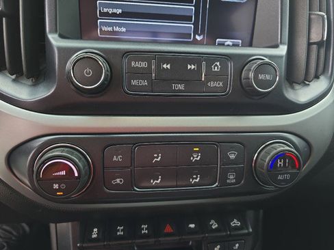 Used 2018 Chevrolet Colorado ZR2 w/ ZR2 Dusk Special Edition image 29