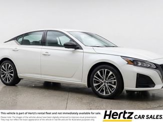 Used 2025 Nissan Altima 2.5 SV video 1