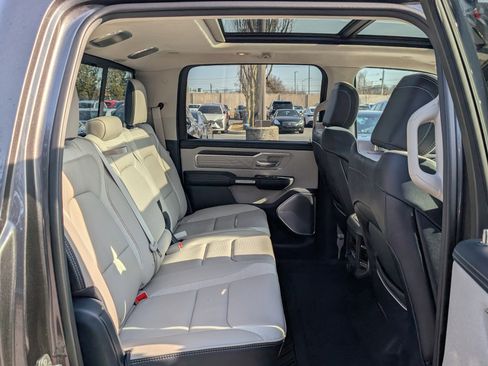 Used 2024 RAM 1500 Limited image 12