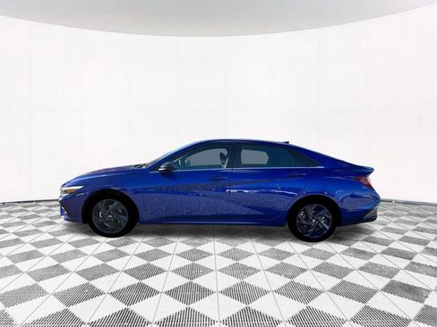 New 2026 Hyundai Elantra SEL Sport Premium FWD image 3