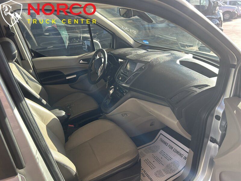 Used 2015 Ford Transit Connect Titanium FWD image 16