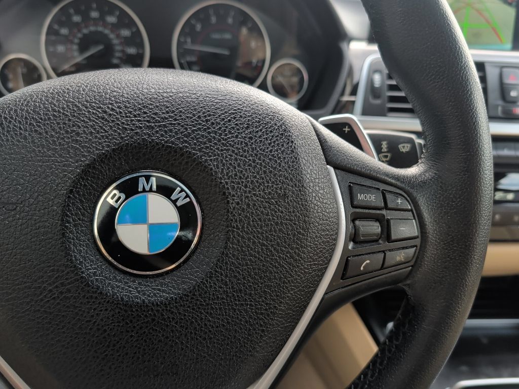 Used 2016 BMW 328i Sedan RWD image 25