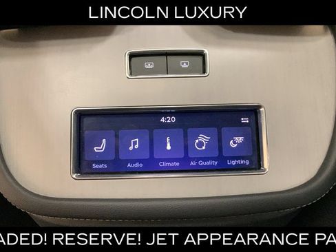 Used 2025 Lincoln Navigator Reserve w/ Jet Appearance Package AWD/4WD image 28