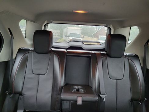 Used 2016 Chevrolet Equinox LTZ w/ Enhanced Convenience Package image 27