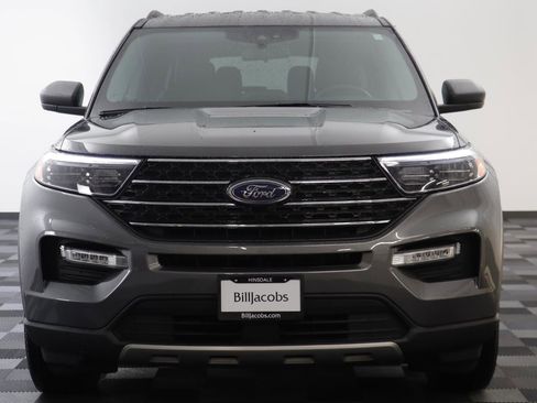 Used 2022 Ford Explorer XLT w/ Equipment Group 202A image 22